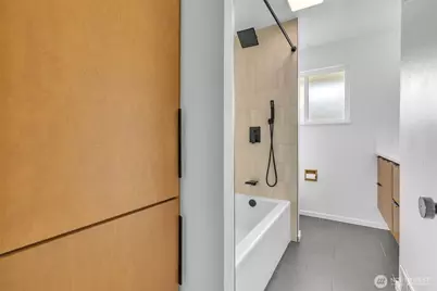 9101 Tacoma Avenue S, Tacoma, WA 98444 - Photo 9