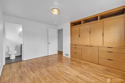 9101 Tacoma Avenue S, Tacoma, WA 98444 - Photo 5