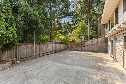 1704 154th Avenue SE, Bellevue, WA 98007 - Photo 31