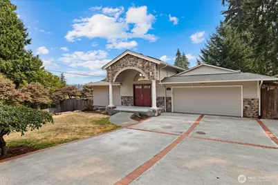 1704 154th Avenue SE, Bellevue, WA 98007 - Photo 3