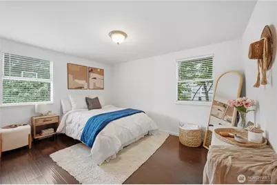 9231 26th Avenue SW, Seattle, WA 98106 - Photo 13