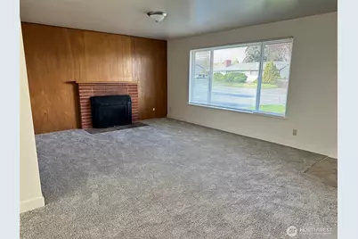 21 SW 8th Avenue, Oak Harbor, WA 98277 - Photo 3
