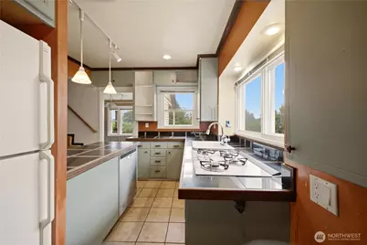 10115 15th Avenue S, Seattle, WA 98168 - Photo 13