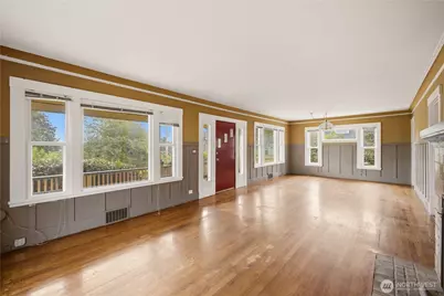 10115 15th Avenue S, Seattle, WA 98168 - Photo 7