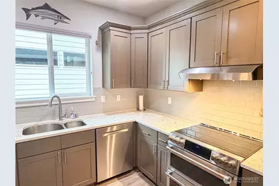 2252 W Rosecrans Court, Port Townsend, WA 98368 - Photo 9