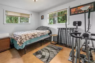 10905 138th Ave SE, Rainier, WA 98576 - Photo 11