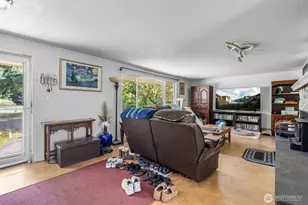 10905 138th Ave SE, Rainier, WA 98576 - Photo 3