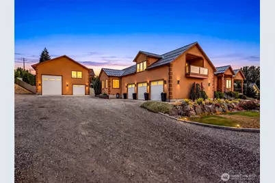 262 42nd Court NW, East Wenatchee, WA 98802 - Photo 3