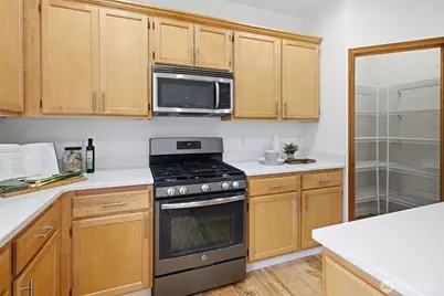 14717 Madison Way, Lynnwood, WA 98087 - Photo 15