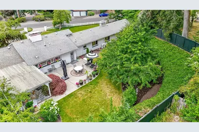 10415 Brook Lane SW, Lakewood, WA 98499 - Photo 7