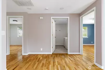 672 SE 4th Avenue, Oak Harbor, WA 98277 - Photo 29