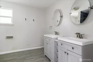 672 SE 4th Ave, Oak Harbor, WA 98277 - Photo 19