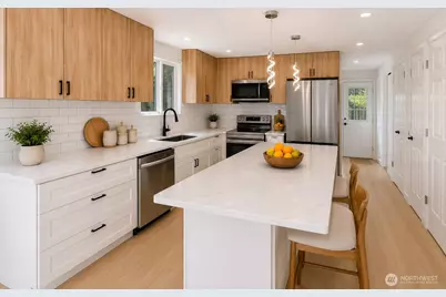 7605 NE Hidden Cove Rd, Bainbridge Island, WA 98110 - Photo 5