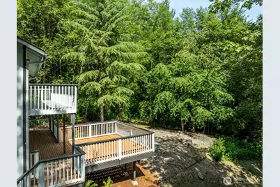 7605 NE Hidden Cove Rd, Bainbridge Island, WA 98110 - Photo 21