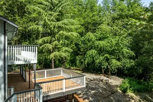 7605 NE Hidden Cove Rd, Bainbridge Island, WA 98110 - Photo 21