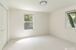 7605 NE Hidden Cove Rd, Bainbridge Island, WA 98110 - Photo 35