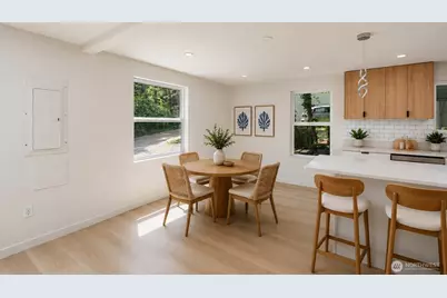7605 NE Hidden Cove Rd, Bainbridge Island, WA 98110 - Photo 3