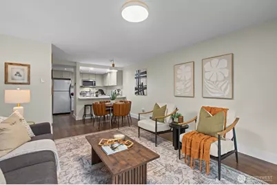 8800 20th Avenue NE #B208, Seattle, WA 98115 - Photo 3