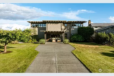 2126 Shore Avenue, Freeland, WA 98249 - Photo 3