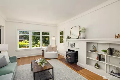108 N 57th Street, Seattle, WA 98103 - Photo 7