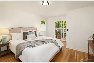 108 N 57th Street, Seattle, WA 98103 - Photo 19