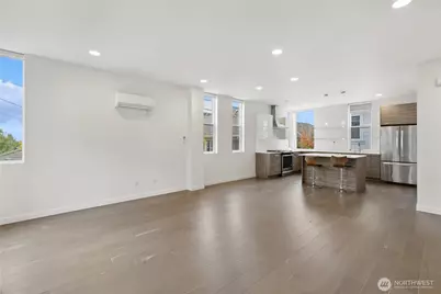 1017 W Crockett Street, Seattle, WA 98119 - Photo 5