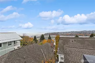 1017 W Crockett St, Seattle, WA 98119 - Photo 23
