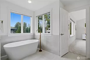 12516 NE 90th St, Kirkland, WA 98033 - Photo 23