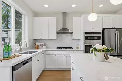12516 NE 90th Street, Kirkland, WA 98033 - Photo 9
