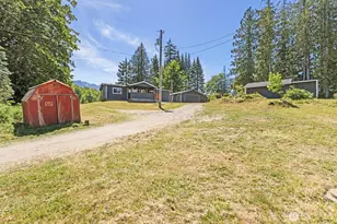 1806 Monroe Rd, Port Angeles, WA 98362 - Photo 33
