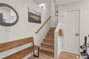 6313 9th Ave NE, Seattle, WA 98115 - Photo 5