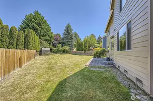 24036 SE 10th Ct, Sammamish, WA 98075 - Photo 35