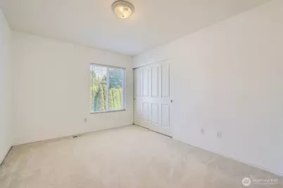 24036 SE 10th Court, Sammamish, WA 98075 - Photo 27