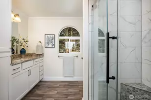 610 N 125th St, Seattle, WA 98133 - Photo 17