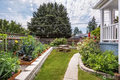 610 N 125th Street, Seattle, WA 98133 - Photo 27