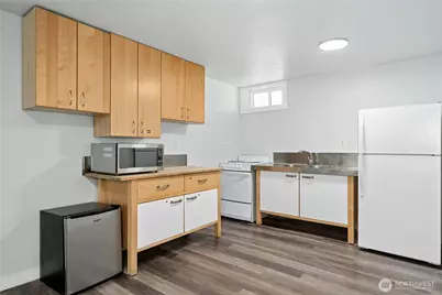 9520 2nd Avenue NW, Seattle, WA 98117 - Photo 17