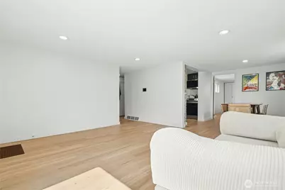 9520 2nd Avenue NW, Seattle, WA 98117 - Photo 5