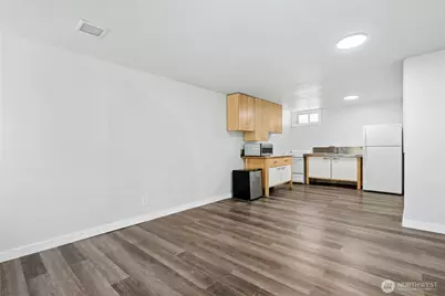 9520 2nd Avenue NW, Seattle, WA 98117 - Photo 15