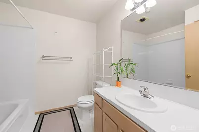 19726 50th W #201, Lynnwood, WA 98036 - Photo 11
