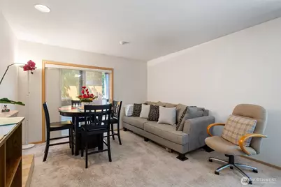 19726 50th W #201, Lynnwood, WA 98036 - Photo 3