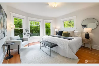 1715 E Mercer Street, Seattle, WA 98112 - Photo 11