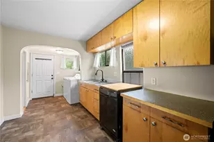 2410 State St, Everett, WA 98201 - Photo 13