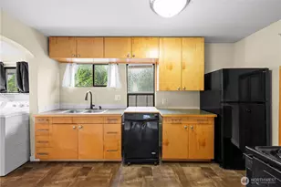 2410 State St, Everett, WA 98201 - Photo 11