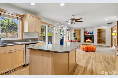 11902 SE 277th Street, Kent, WA 98030 - Photo 5