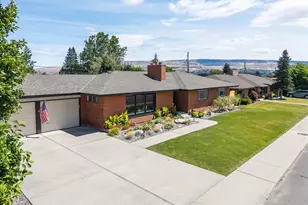 1112 Cedar St, Wenatchee, WA 98801 - Photo 5