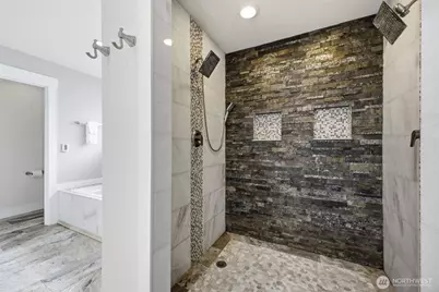 20910 Church Lake Drive E, Bonney Lake, WA 98391 - Photo 13