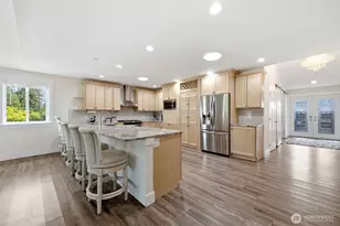20910 Church Lake Dr E, Bonney Lake, WA 98391 - Photo 7