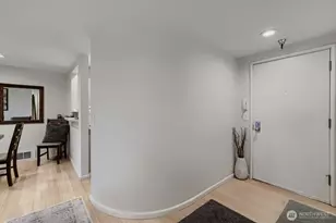 2134 Waverly Pl N, Seattle, WA 98109 - Photo 5