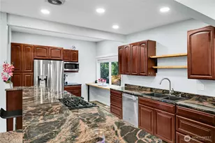 15836 43rd Ave S, Tukwila, WA 98188 - Photo 7