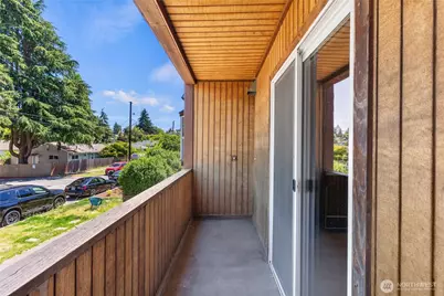 7703 11 Avenue SW, Seattle, WA 98106 - Photo 15